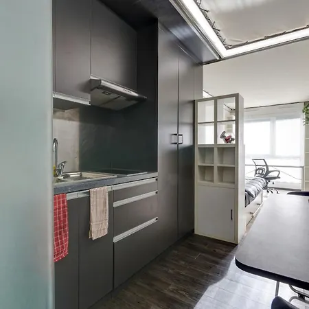 70 - Le Lokup - Wifi - Proche Tram アパート *