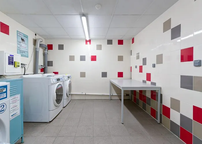 70 - Le Lokup - Wifi - Proche Tram アパート *